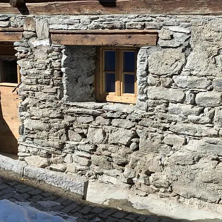 Rascard Roccia Nera Tatil Evi *