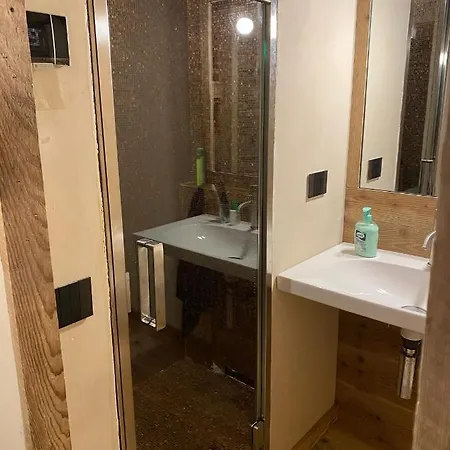 Rascard Roccia Nera Tatil Evi